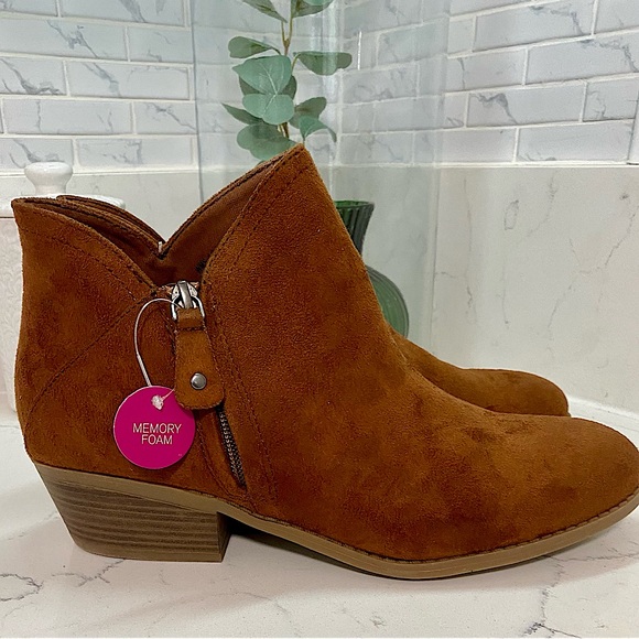 Sonoma cognac colored booties - Picture 4 of 6